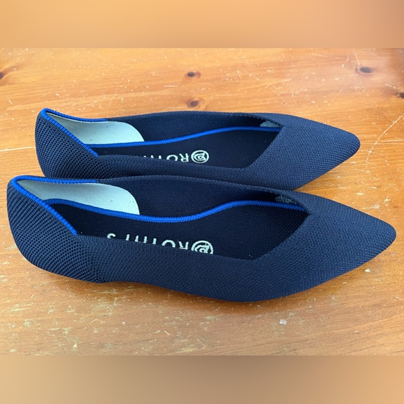 Rothy’s Women’s Navy Blue Point Toe Flats, Size 7 - Picture 4 of 6